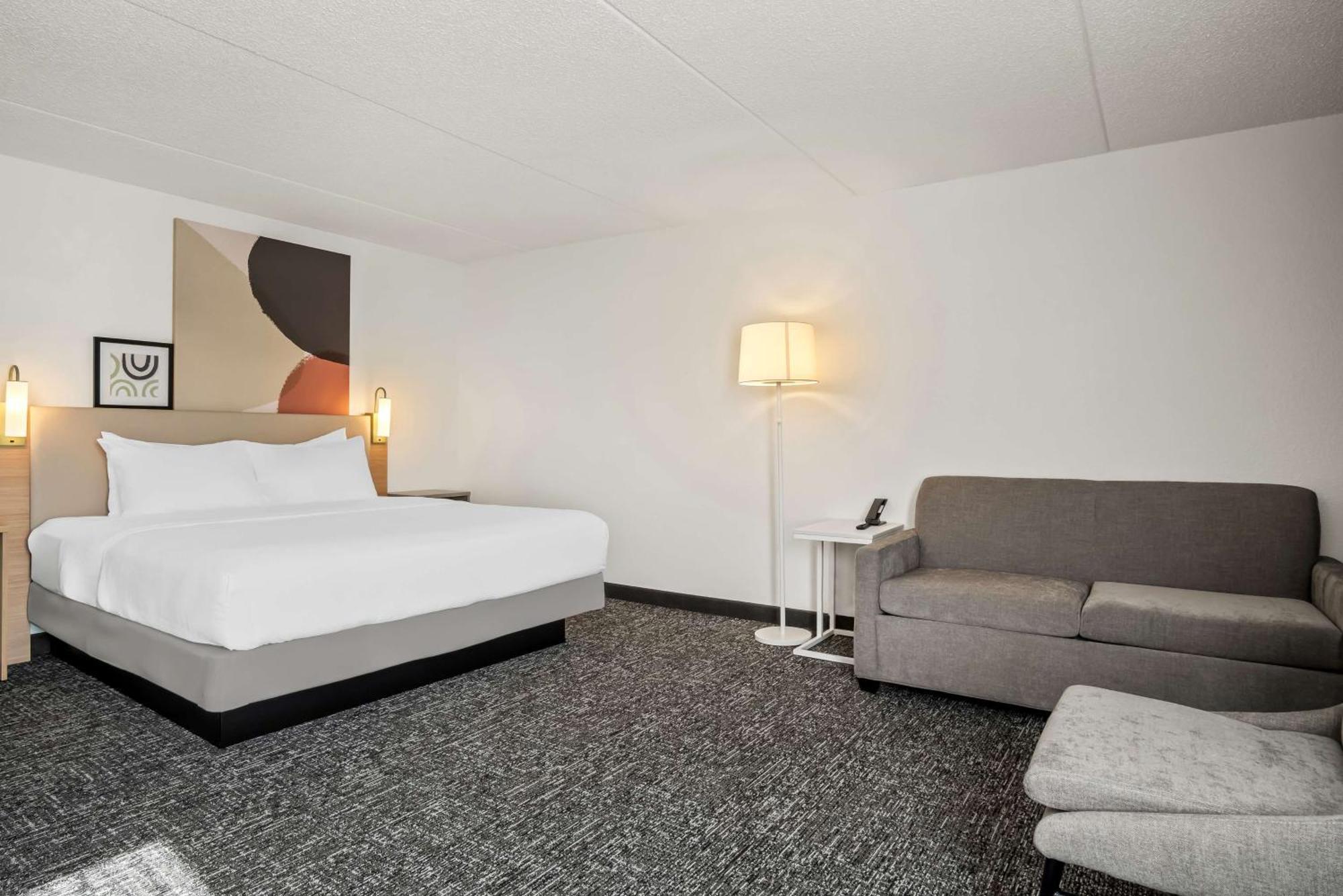 Surestay Plus Hotel By Best Western Stevensville St Joseph Esterno foto