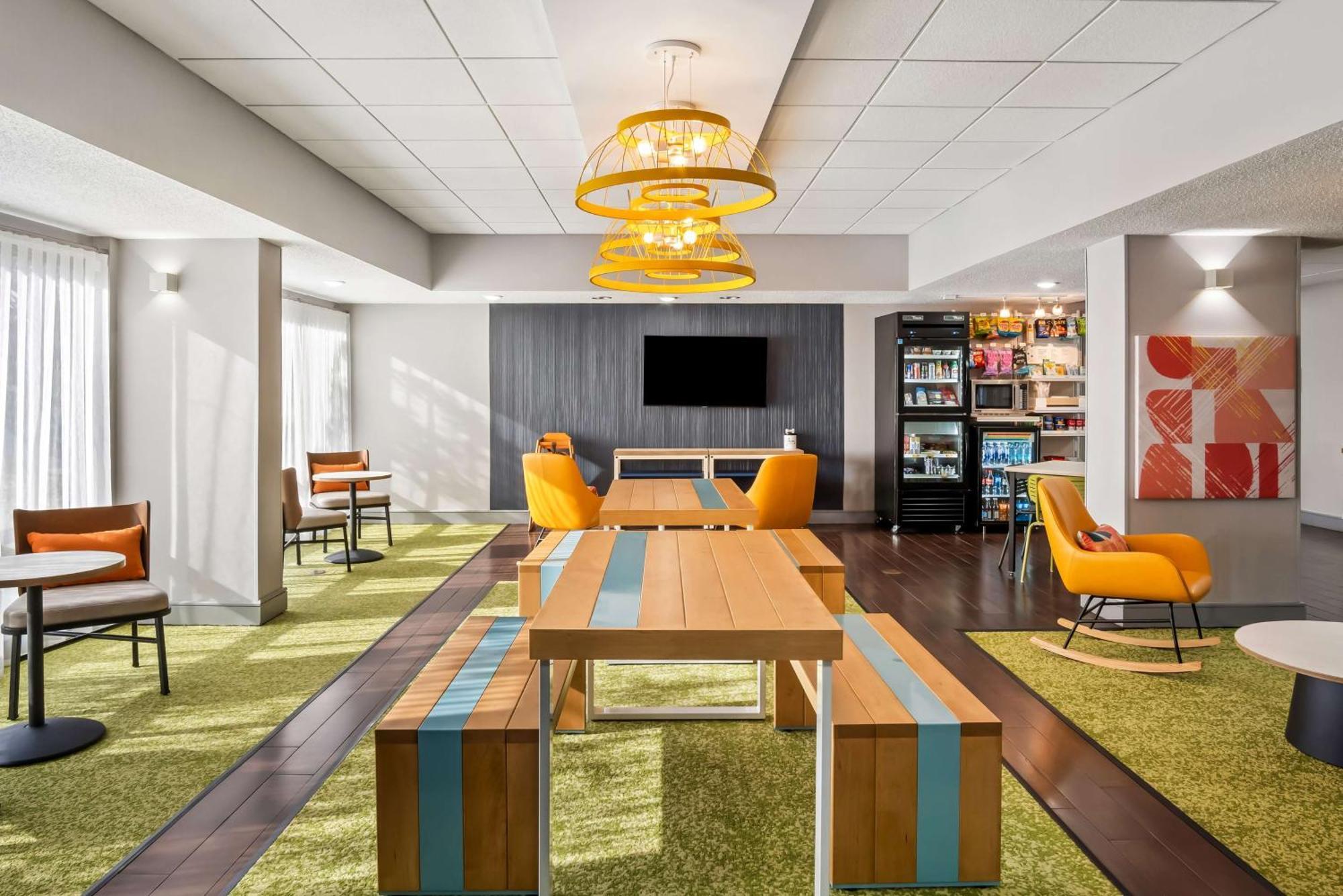 Surestay Plus Hotel By Best Western Stevensville St Joseph Esterno foto